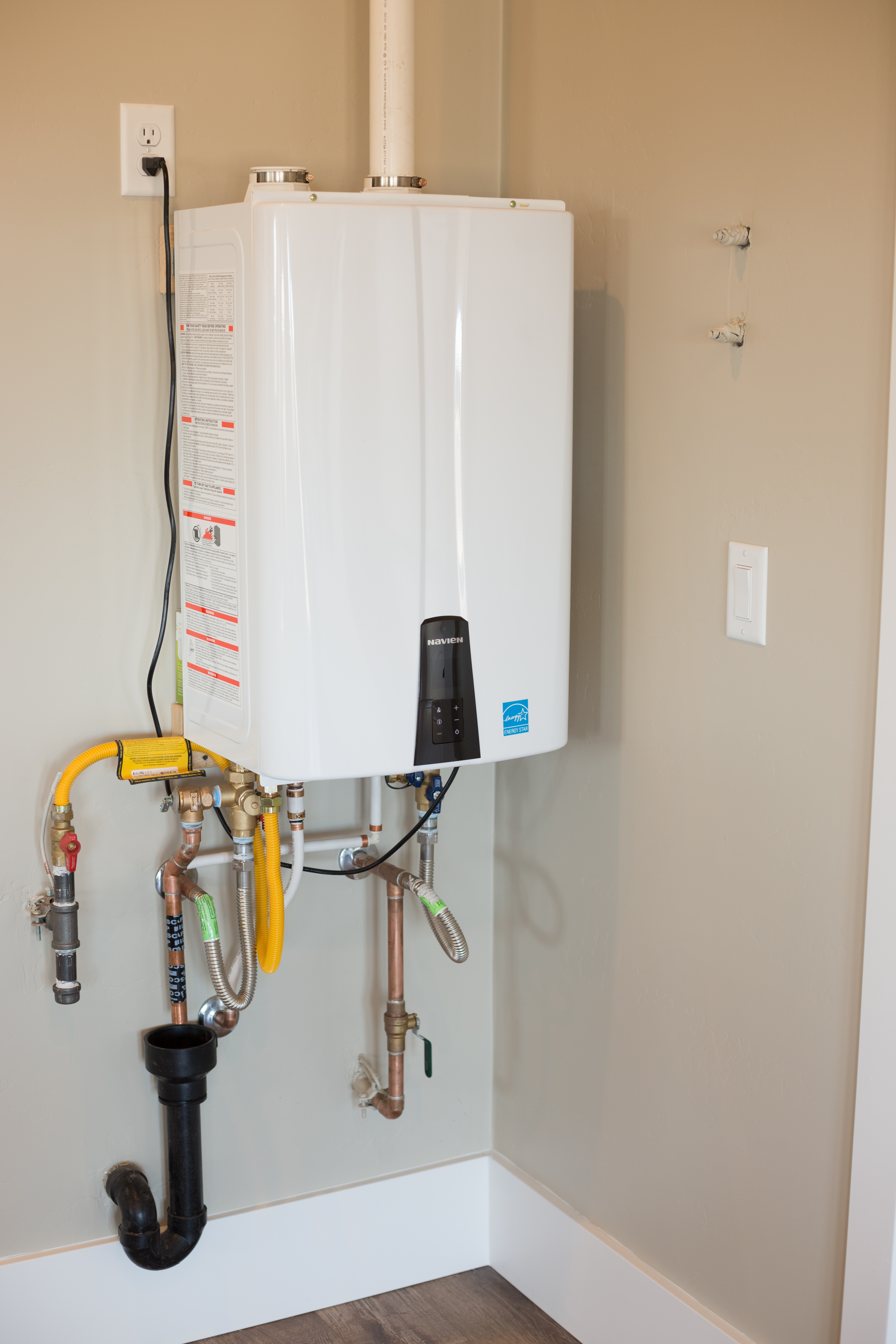 a-natural-gas-94-efficiency-tankless-hot-water-heater-provides-endless