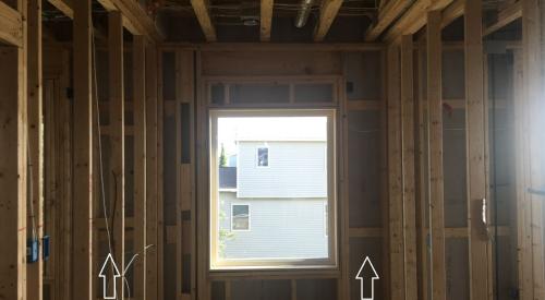 Right – Ladder blocking allows the exterior wall to be insulated where intersected by an interior wall.