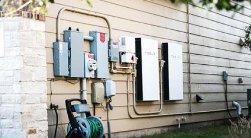 A battery storage system can provide reliable back-up power during a grid power outage