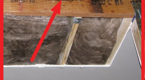 No gasket installed at marriage wall connection prior to assembly