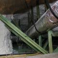 The HVAC ducts are properly supported with wide straps spaced close together.