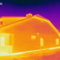 Right – An infrared image of this home shows very little heat transfer through the exterior walls.