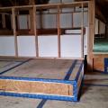 Air sealing tape seals all wood-to-wood joints in the attic.