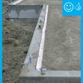 Right – Slab insulation extends to the top of the slab