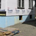 Exterior XPS basement insulation is correctly installed to completely cover the foundation wall