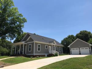 Habitat for Humanity built this affordable home in the mixed-humid climate in Hickory, NC, and certified it to DOE Zero Energy Ready Home specifications in 2018. 