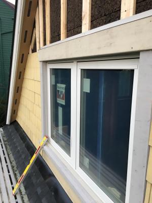 Right – Furring strips provide a drainage and ventilation gap between the siding and the cork insulation.