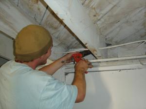 Caluk may be used to seal the cracks in the band joist area