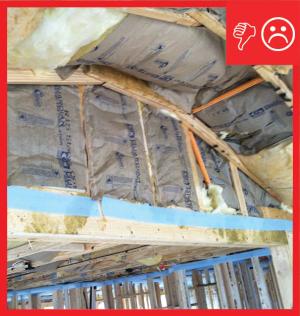 Wrong - Attic kneewall missing air barrier