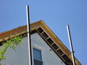 Example of ladder framing of gable roof overhang