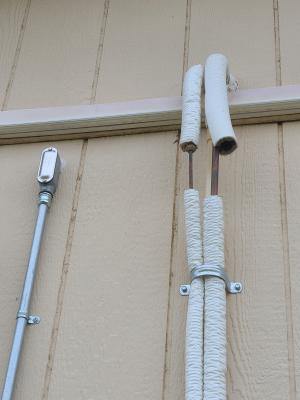 When it comes to refrigerant line insulation, the 80-20 rule does not apply! Insulate the whole pipe.