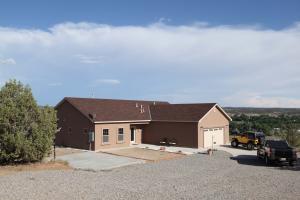 Palo Duro Homes built this production home in the mixed-dry climate in Albuquerque, NM, and certified it to DOE Zero Energy Ready Homes specifications in 2013. 