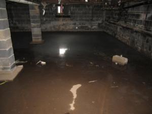 Wrong – This vented crawlspace has standing water because steps were not taken to address site conditions that led to bulk water flow into the crawlspace