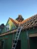 Right – Battens are installed above the cork insulation to provide a ventilating layer between the insulation and the roof sheathing and cladding. 